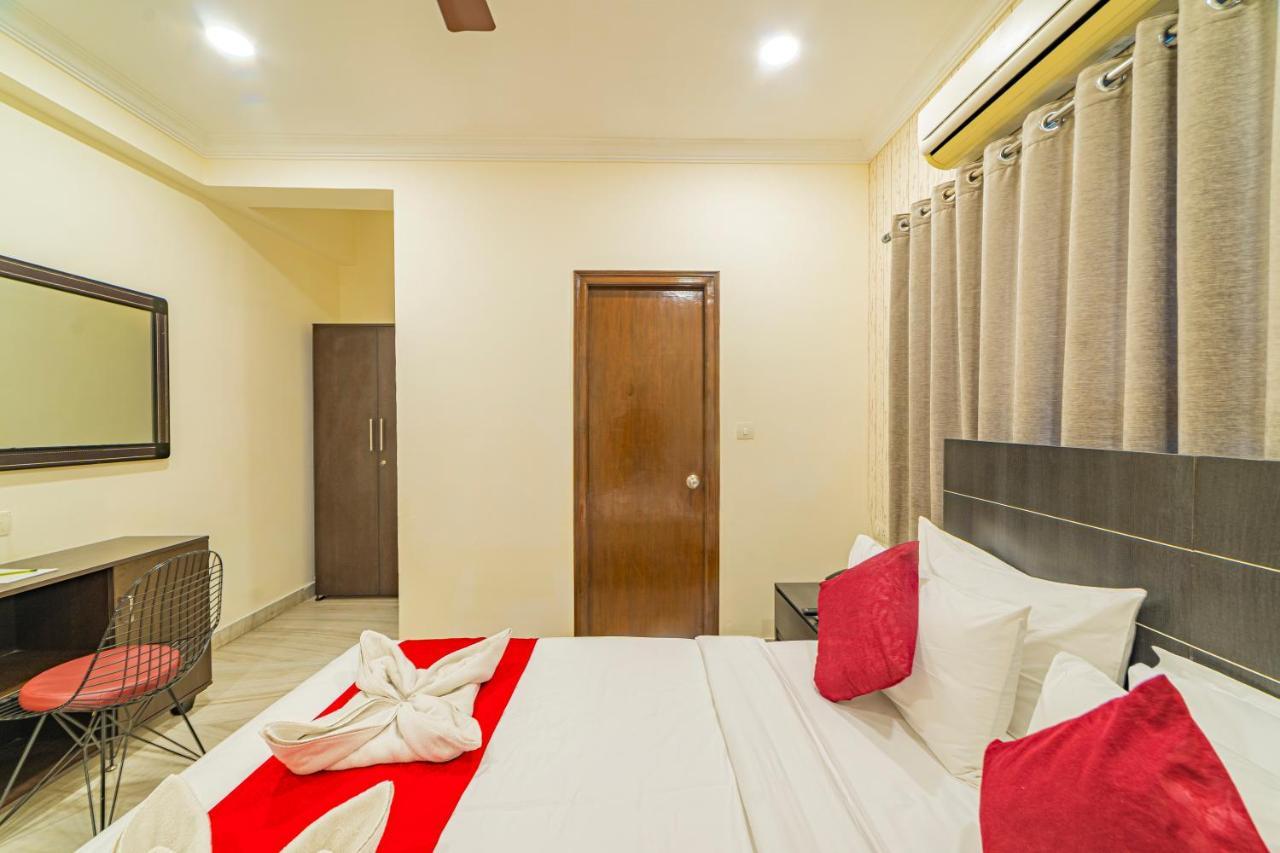 Hotel Athome , Whitefields, Kondapur Хайдарабад Экстерьер фото